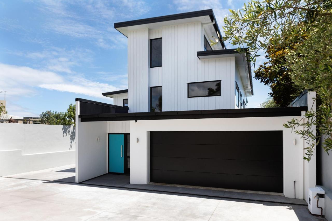 Oakura Beach Front Apartments Exterior foto