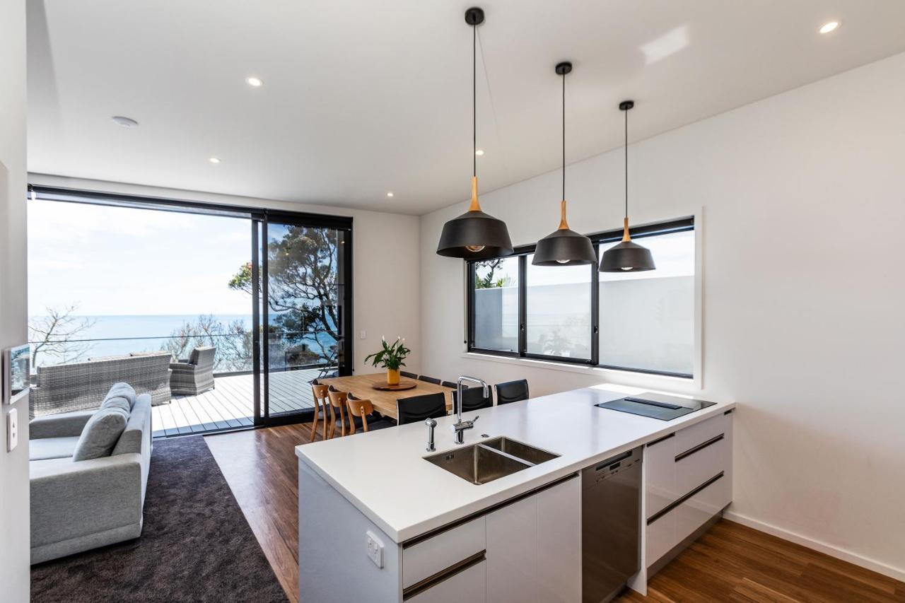 Oakura Beach Front Apartments Exterior foto