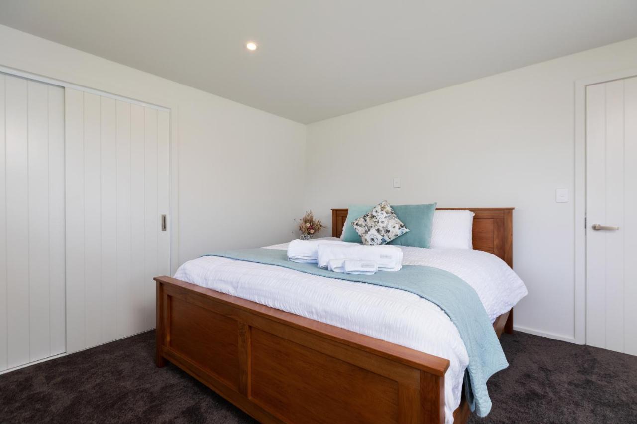Oakura Beach Front Apartments Exterior foto