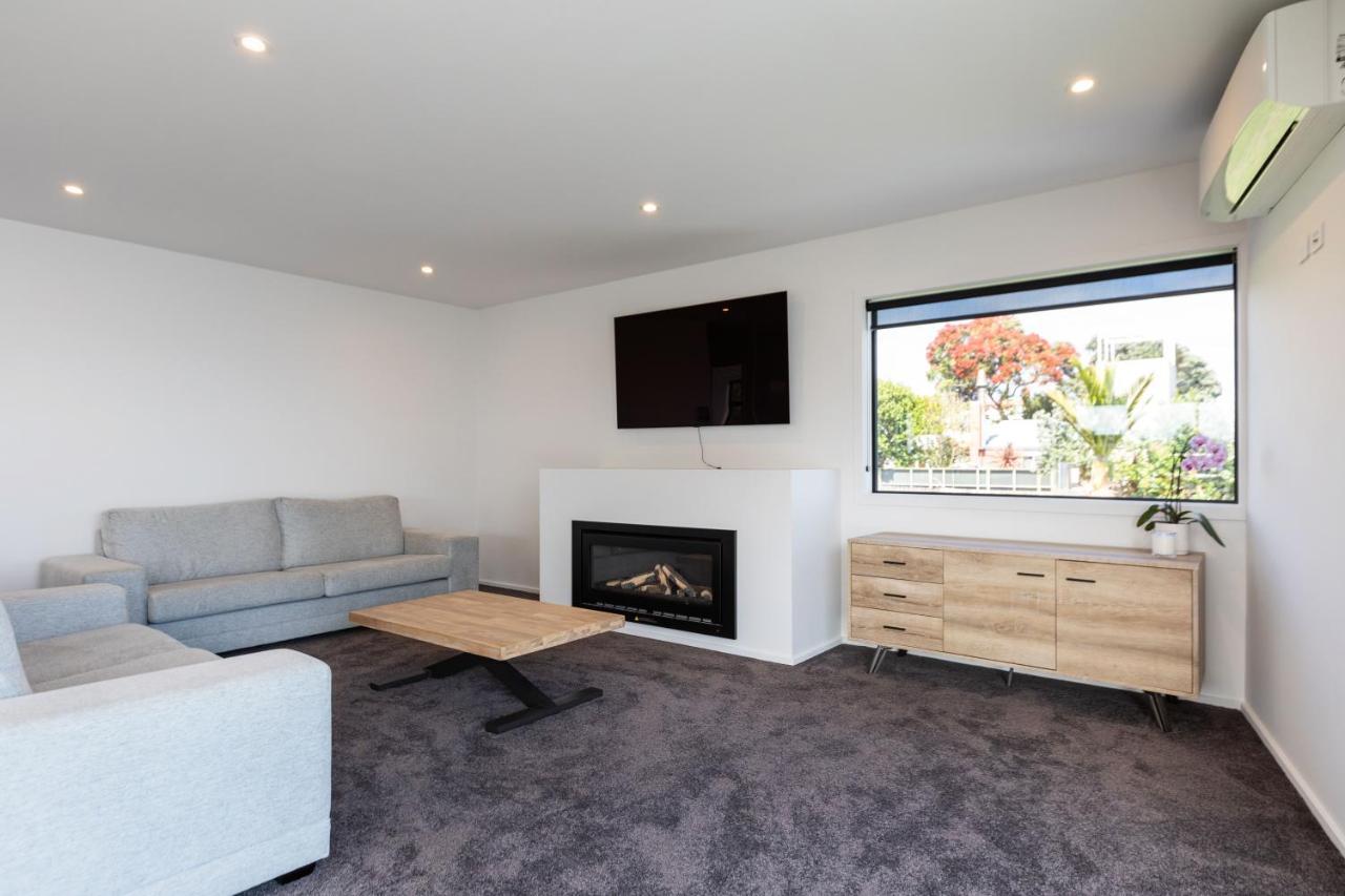Oakura Beach Front Apartments Exterior foto