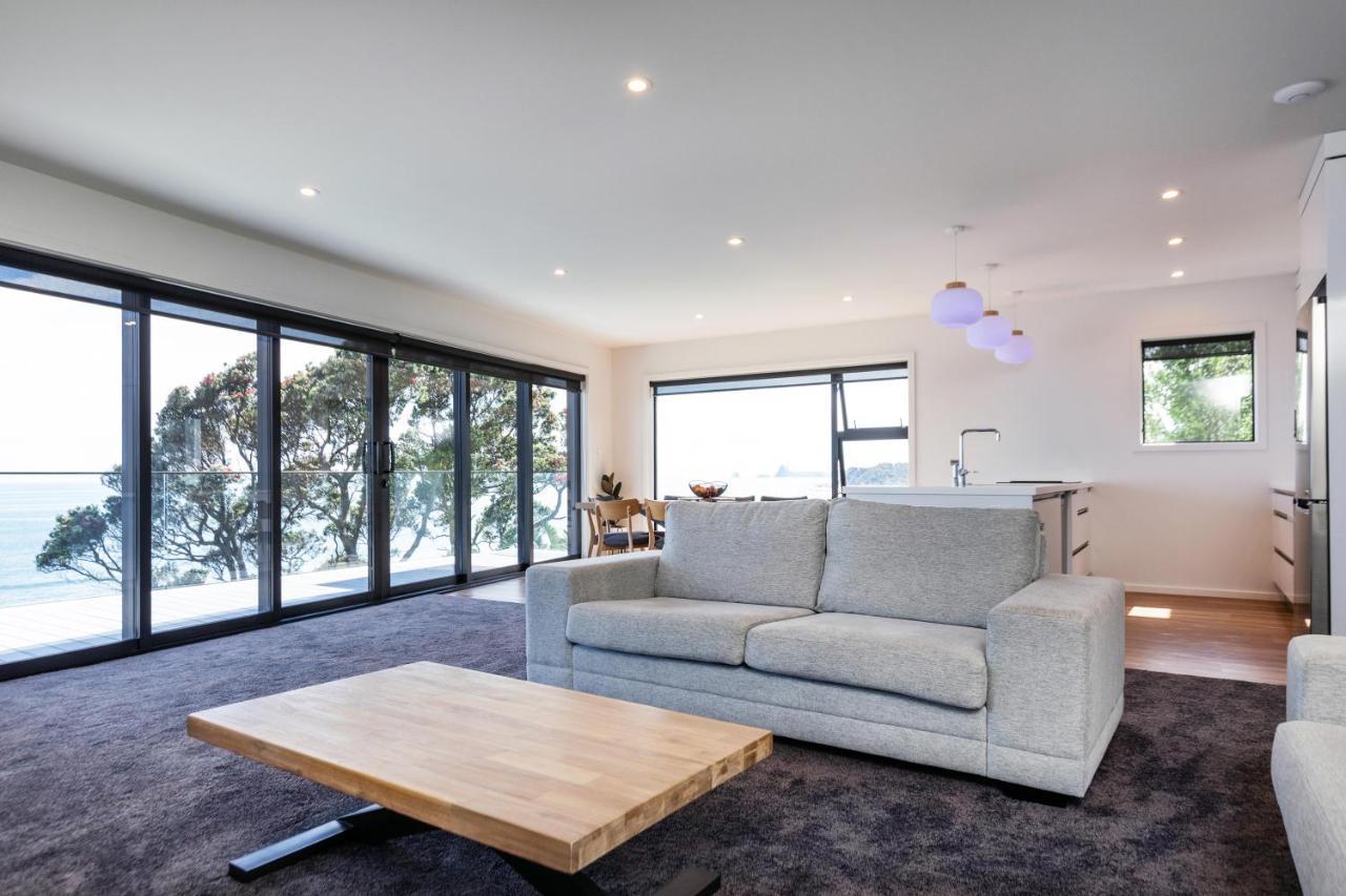 Oakura Beach Front Apartments Exterior foto