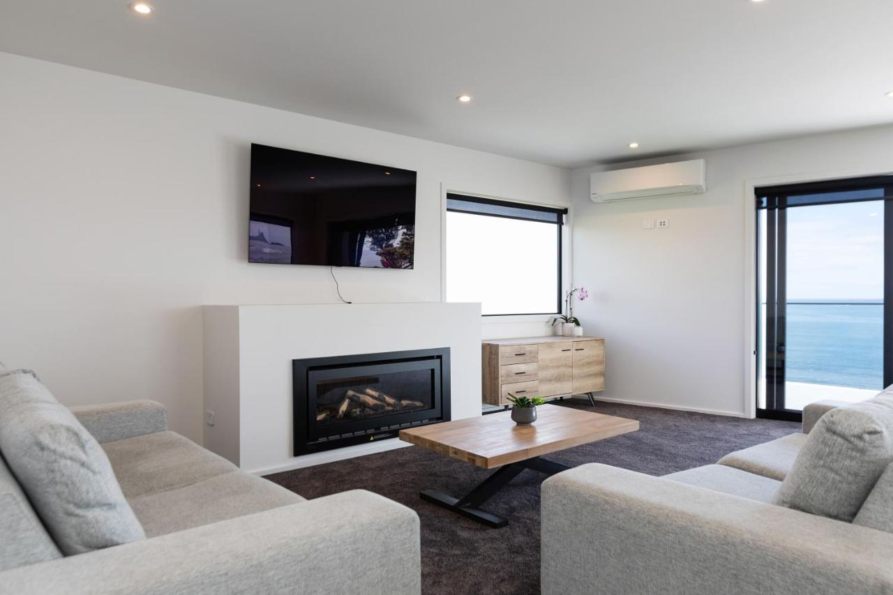 Oakura Beach Front Apartments Exterior foto