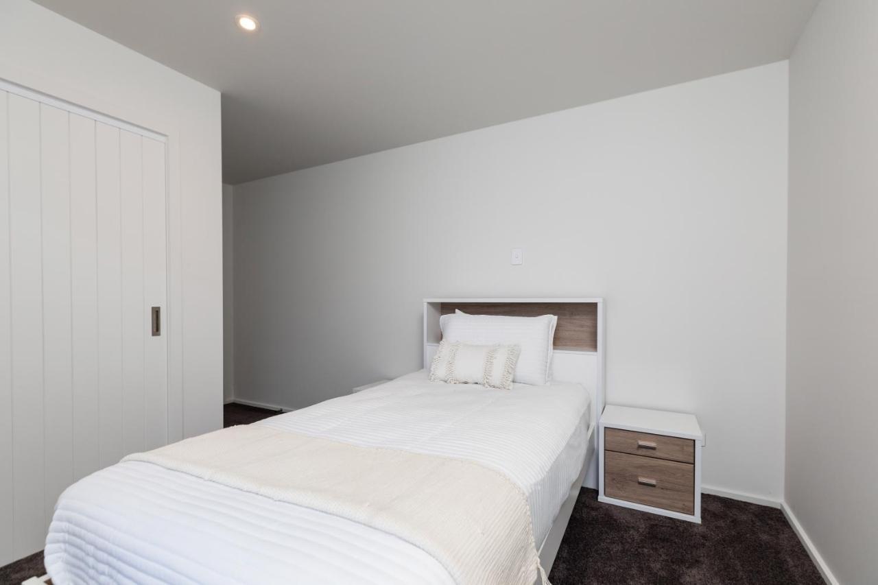 Oakura Beach Front Apartments Exterior foto