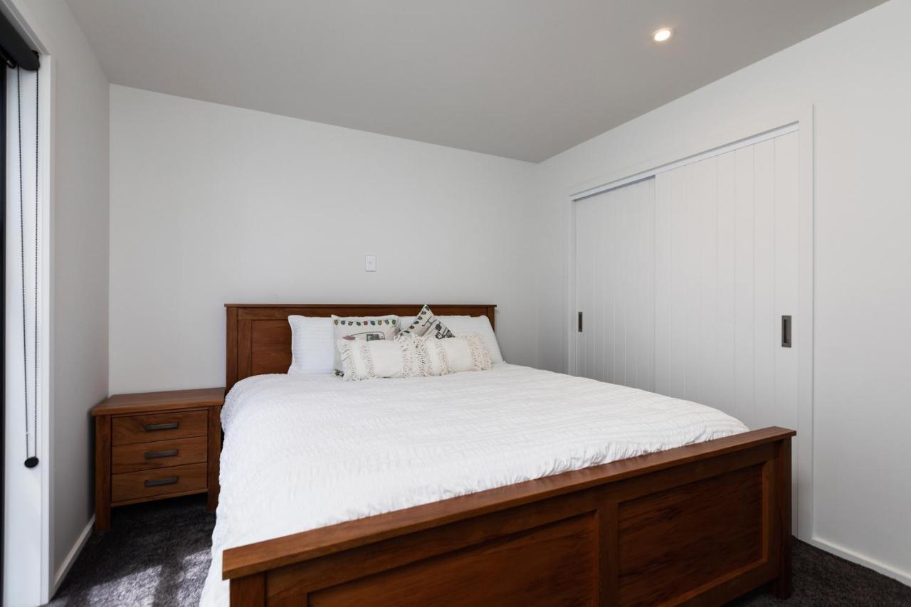 Oakura Beach Front Apartments Exterior foto