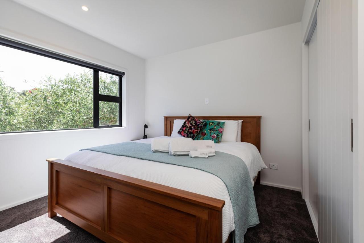 Oakura Beach Front Apartments Exterior foto